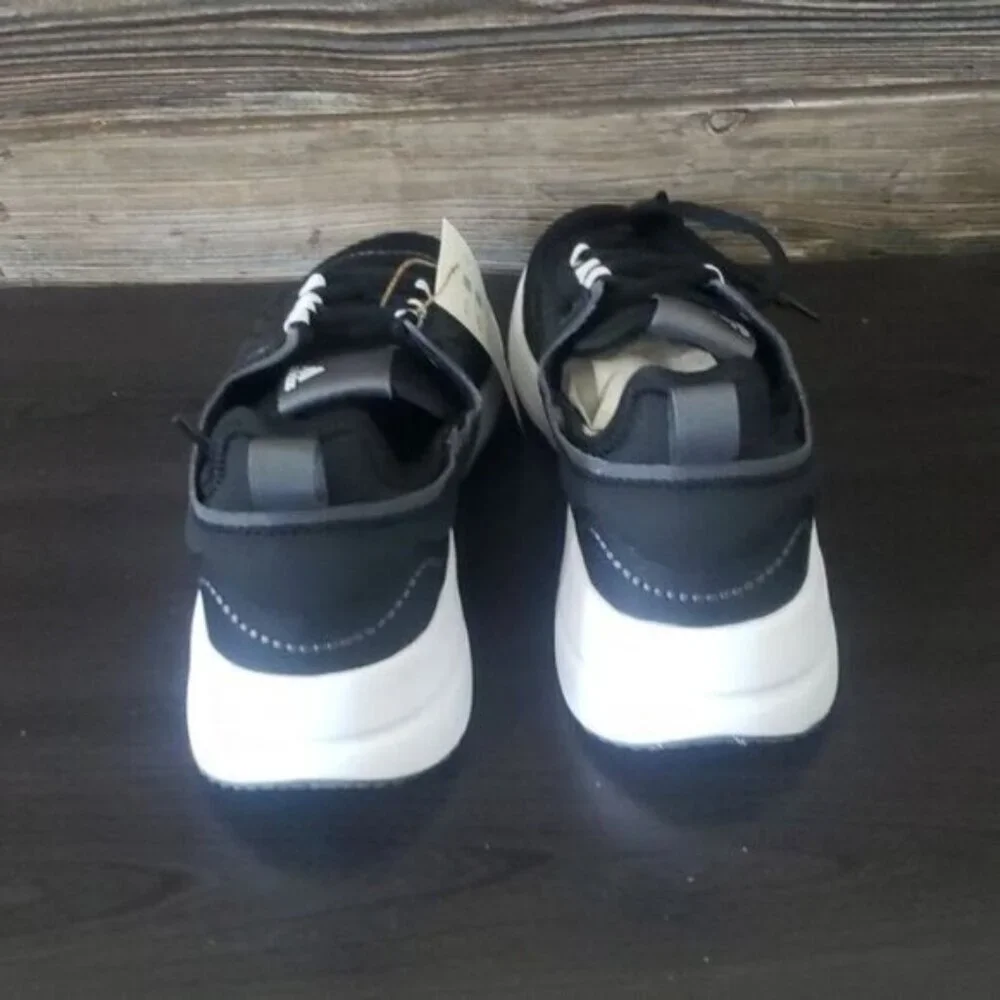 New Adidas Fukasa Run Black White Running Sneakers‎ Gym Workout Athleisure Shoes